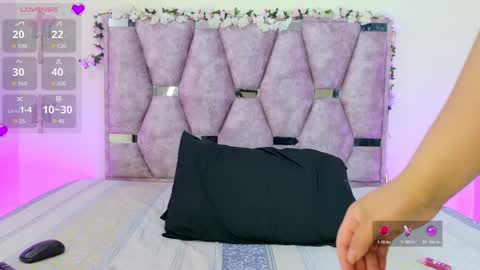 Lana online show from January 8, 10:43 am