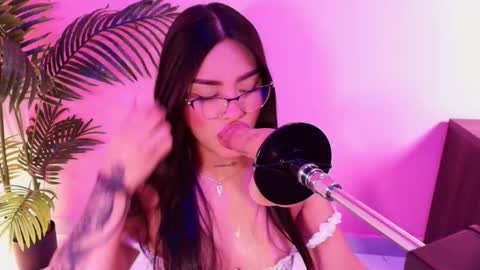 LANA online show from March 16, 4:48 am