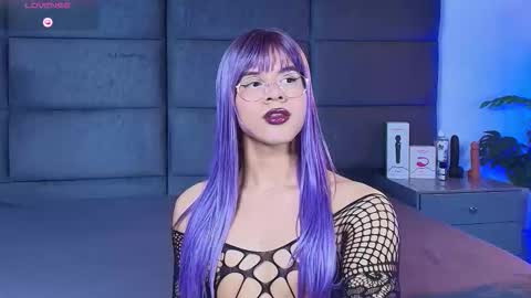 valentino moon online show from March 4, 11:46 pm