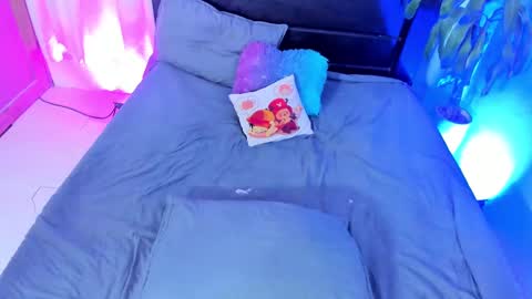 emma online show from February 18, 10:14 pm