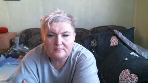 lanacat555 online show from February 27, 11:58 am