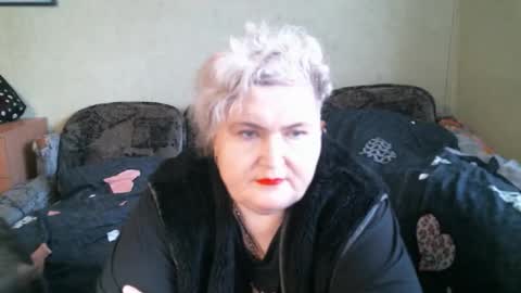 lanacat555 online show from October 29, 1:24 pm