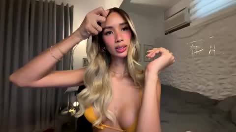 Lana online show from March 12, 11:41 pm