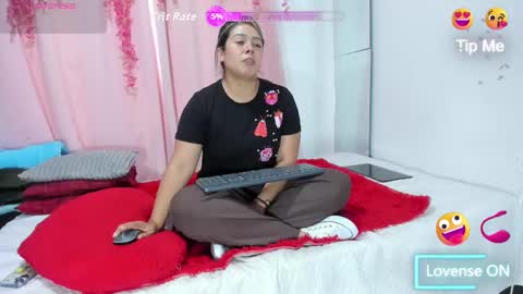 lanastone86 online show from September 15, 12:06 pm