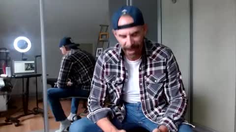 Snapshot of lancedad1 chatting on October 7, 6:26 pm Lance online show from October 7, 6:26 pm