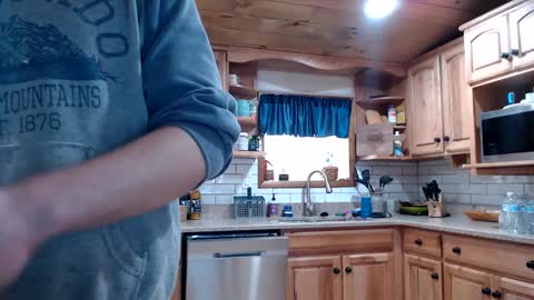 Lance online show from March 11, 2:07 pm