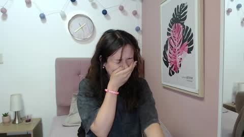 Lanna online show from March 28, 1:34 pm