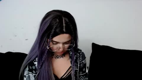 Snapshot of lannie_gonzales chatting on January 20, 1:07 am LANNIE online show from January 20, 1:07 am