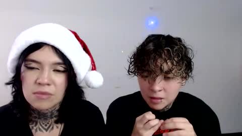 Snapshot of lannie_gonzales chatting on December 13, 8:14 pm LANNIE online show from December 13, 8:14 pm