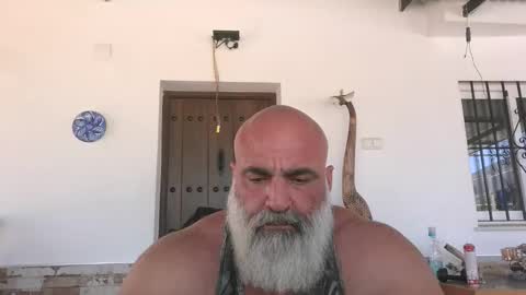 Laptop guy online show from May 20, 12:22 pm