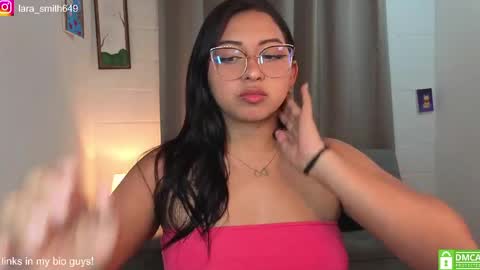 Lara  online show from May 17, 1:04 am