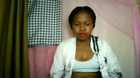 lara_belle online show from June 4, 7:20 pm