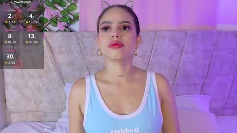 Lara Gill online show from November 4, 1:12 pm