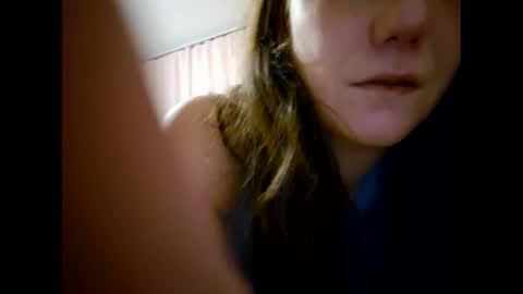 Snapshot of laraa333 chatting on January 31, 6:35 am Little online show from January 31, 6:35 am