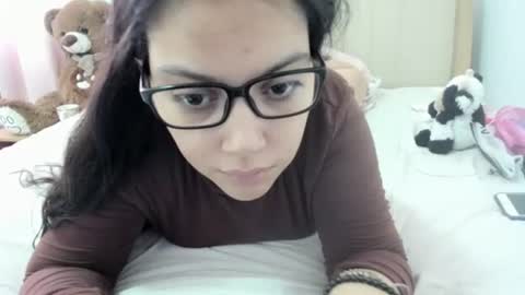 Snapshot of laracamille chatting on October 3, 11:07 am lara online show from October 3, 11:07 am