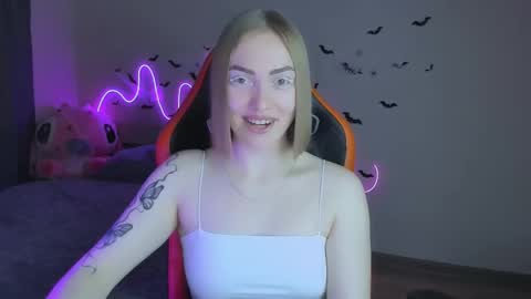 LaraKrein lk online show from October 28, 7:04 pm