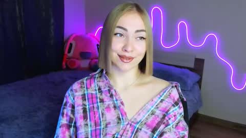 LaraKrein lk online show from October 12, 3:37 pm