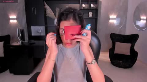 Larisa Smirnov online show from February 21, 4:15 am