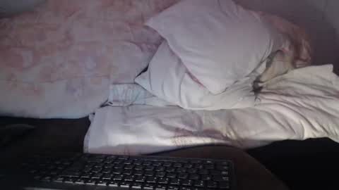 Lariss online show from October 18, 3:44 am