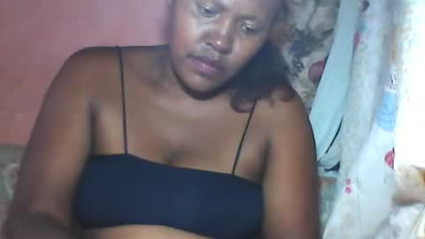 Larissa online show from March 24, 9:15 am