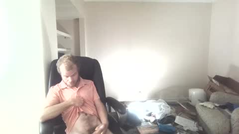 larryjamesgolf3 online show from July 19, 10:56 pm