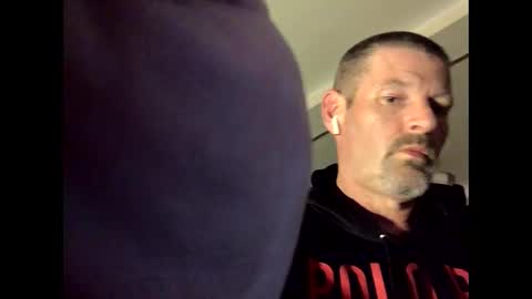 larrythelover23 online show from March 26, 6:51 am