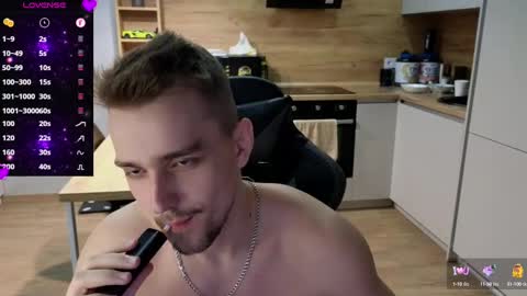 Snapshot of larstar01 chatting on February 16, 7:49 pm Lars online show from February 16, 7:49 pm