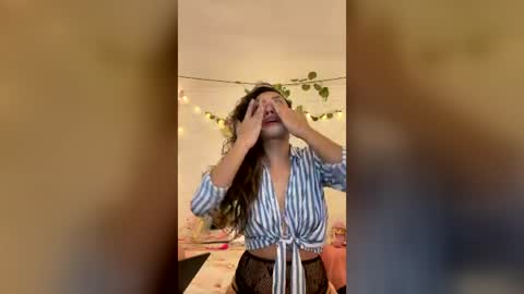 lasexbellaylabestia online show from June 12, 12:42 am