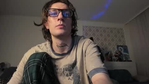 acie online show from March 1, 6:01 pm