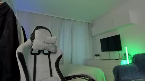 Snapshot of lastnight4you chatting on February 27, 5:51 am acie online show from February 27, 5:51 am