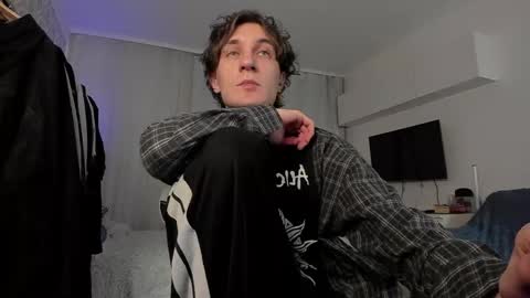 Snapshot of lastnight4you chatting on March 11, 2:10 am acie online show from March 11, 2:10 am