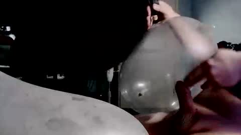 latexchris77 online show from May 6, 3:01 am