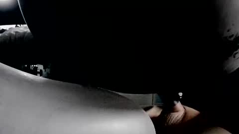 latexchris77 online show from May 5, 2:51 am