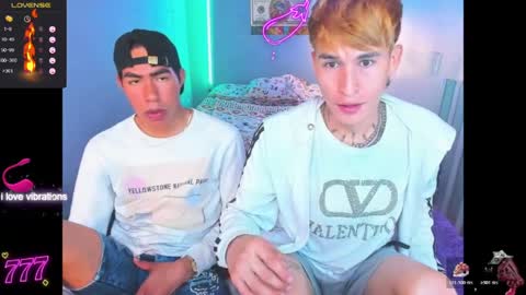 latin_boysxxx_ online show from April 6, 1:47 am