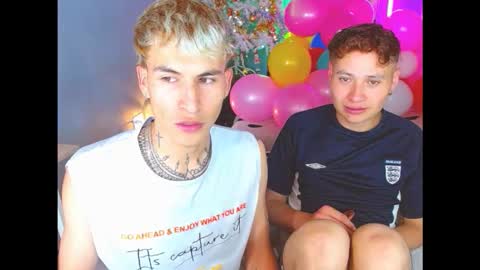 latin_boysxxx_ online show from November 13, 7:16 pm