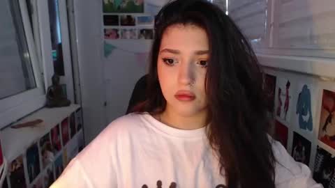 miiiiiiaaaa online show from February 11, 8:05 am