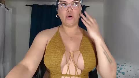 FLOR SALVAJE online show from February 14, 2:50 am