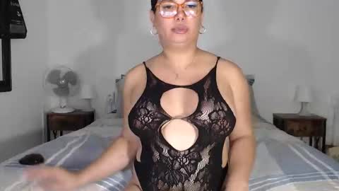 FLOR SALVAJE online show from February 7, 1:41 am