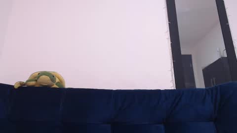 Alex online show from December 22, 6:04 pm