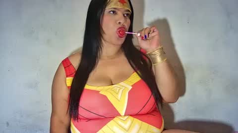 Snapshot of latincurvy1992 chatting on November 1, 4:33 am latincurvy1992 online show from November 1, 4:33 am