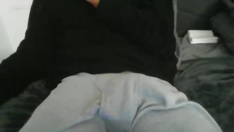 latinman7945 online show from March 2, 6:36 am