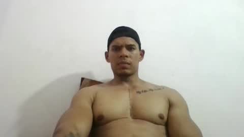 latinoxxl22cm online show from March 4, 3:33 am