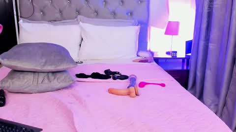   online show from February 21, 1:55 am