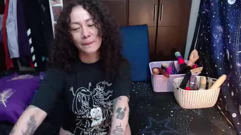  Wen  online show from October 30, 5:35 pm