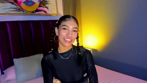 Laura online show from April 15, 12:52 pm