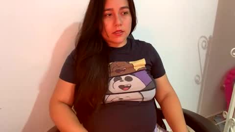 laura online show from September 19, 12:37 am