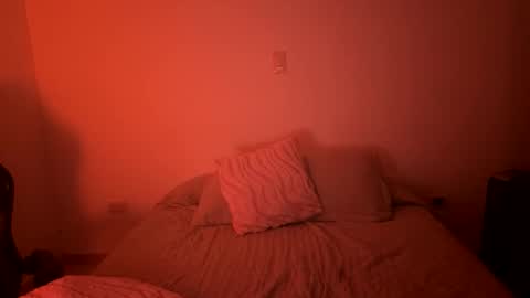 laura online show from February 3, 2:19 am