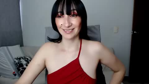 Laura online show from July 26, 11:02 pm