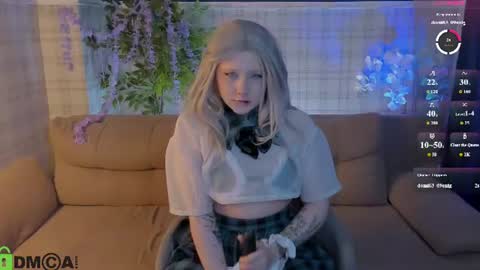 Laura Burton online show from July 25, 2:09 am