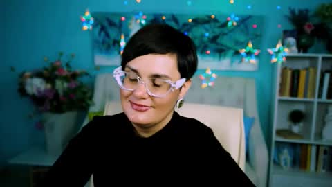 lauradavidsons online show from October 2, 4:50 pm